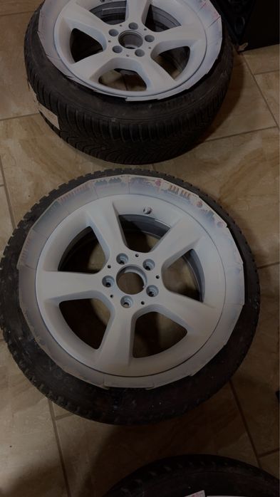 Vand jante cu tot cu cauciucuri iarna