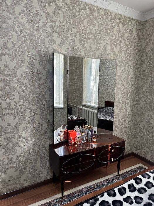 Мебел немецкий полированный сотилади