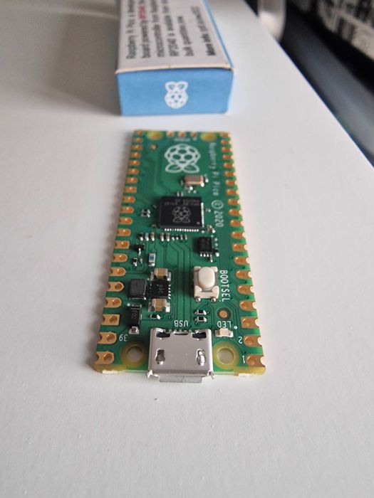 Raspberry PI PICO - nou in cutie