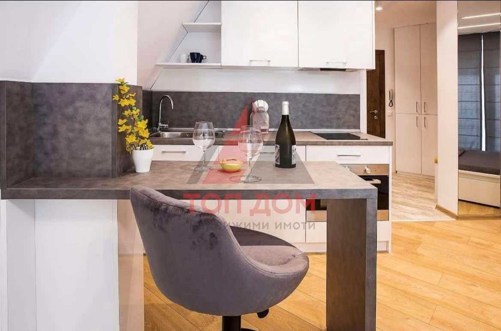 Дава се под наем Едностаен апартамент в Варна, Център - 40 кв.м за 663 € - Снимка #5