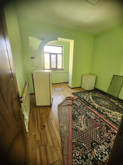 2 xonali uy oilaga yoki toza turadigan student qizlarga ijaraga berila