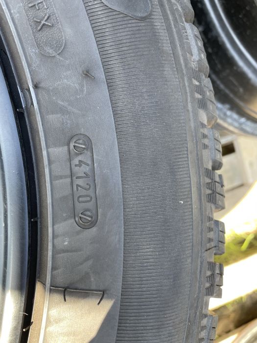 Комплект гуми 235/55/17 MS и джанти 5х108 Ford, Jaguar, Peugeot, Opel