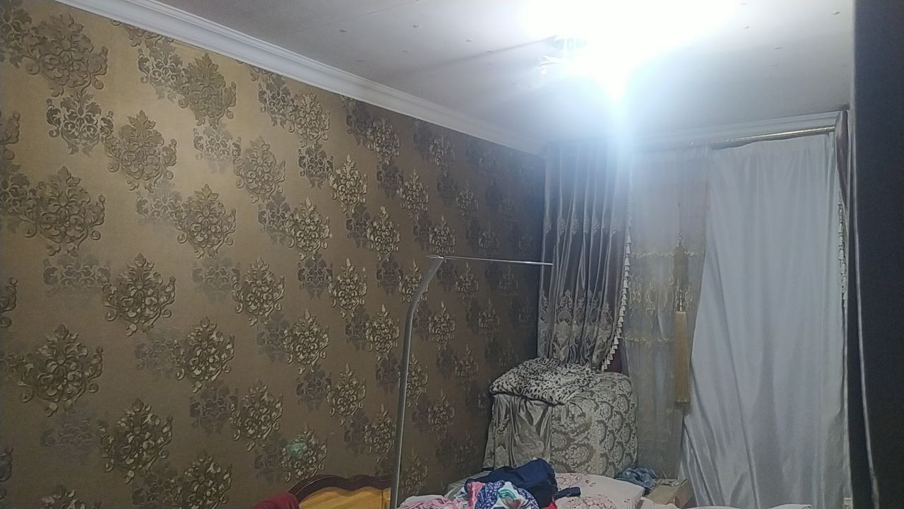Продается квартира на Чиланзаре, 10 квартал,  4/4/4