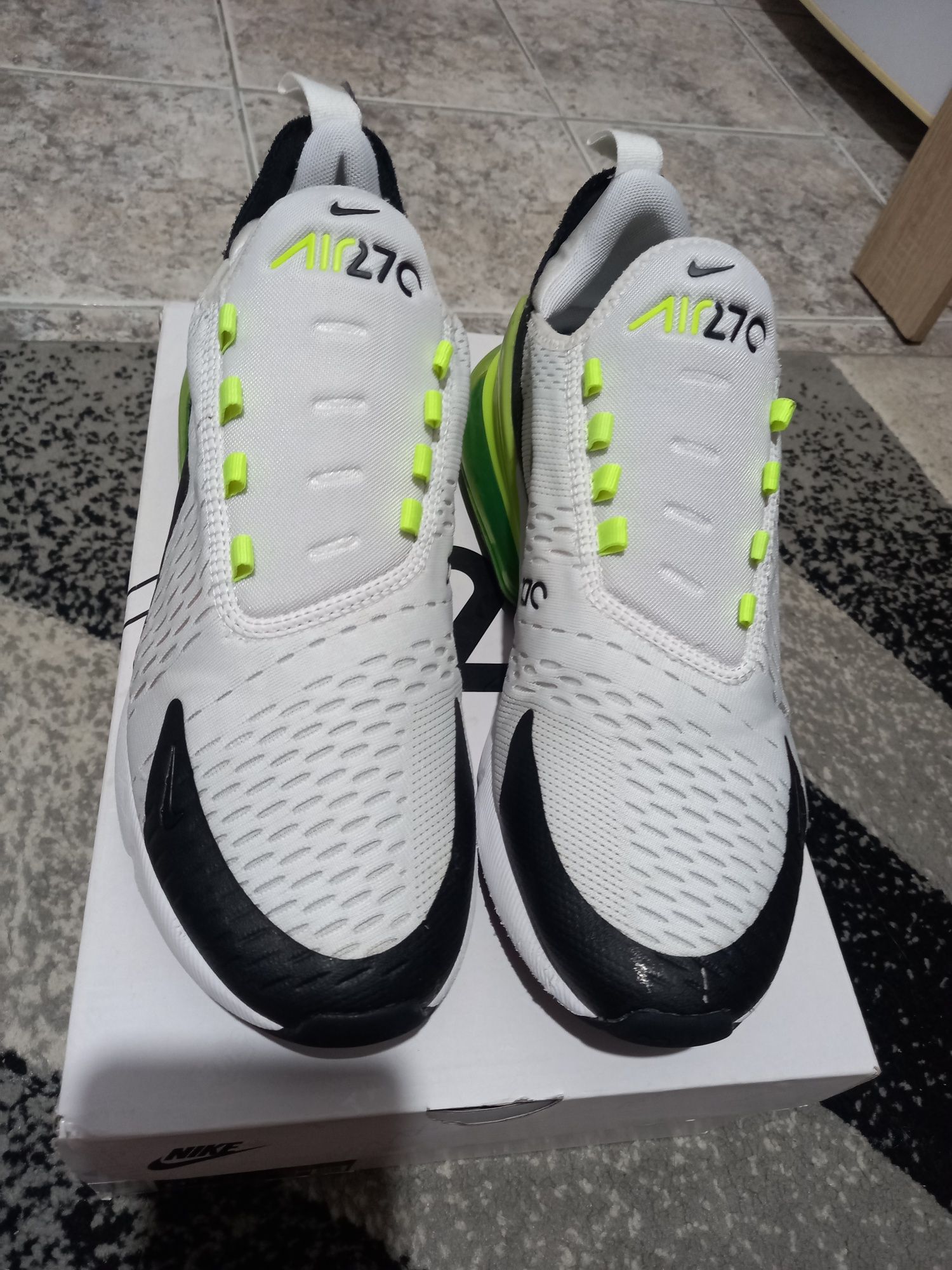 Nike air max 270