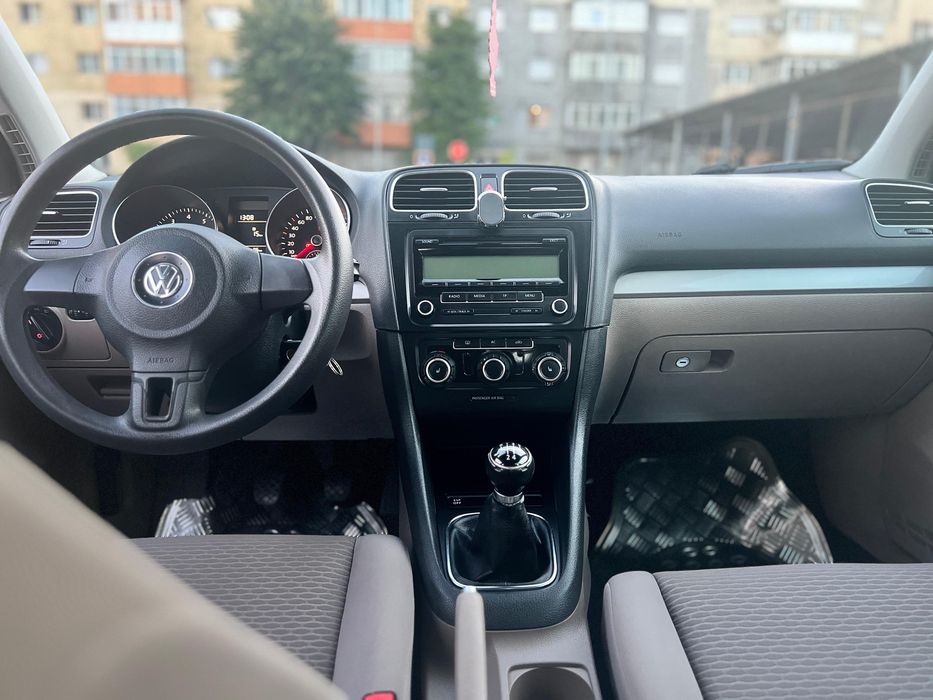 Vând W Golf VI benzina