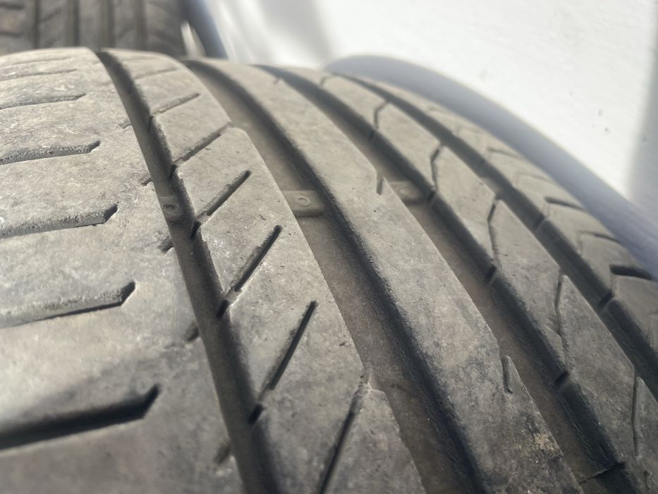Cauciucuri vară 225/50 R17 – uzură bună, de pe Mercedes C-Class
