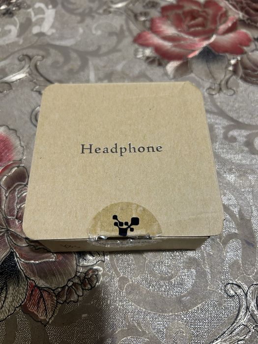 Căști Bluetooth cu design ergonomic – Noi