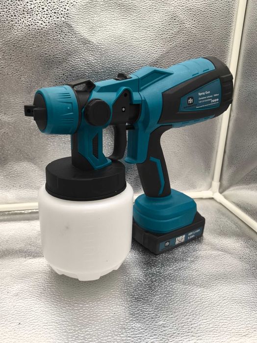 Pistol de vopsit cu acumulator Supamaster – 199 lei