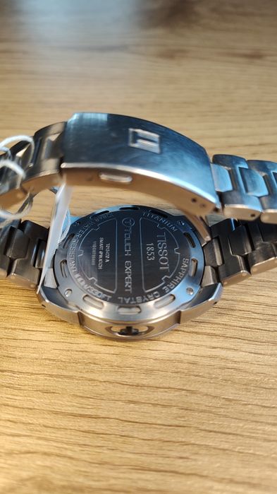 Часовник Tissot T-Touch Expert Titanium