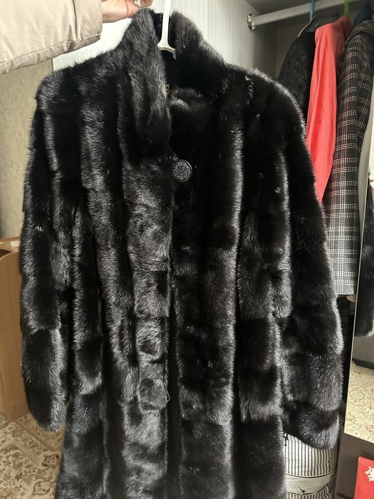 Норковая шуба идеальное состояние черная