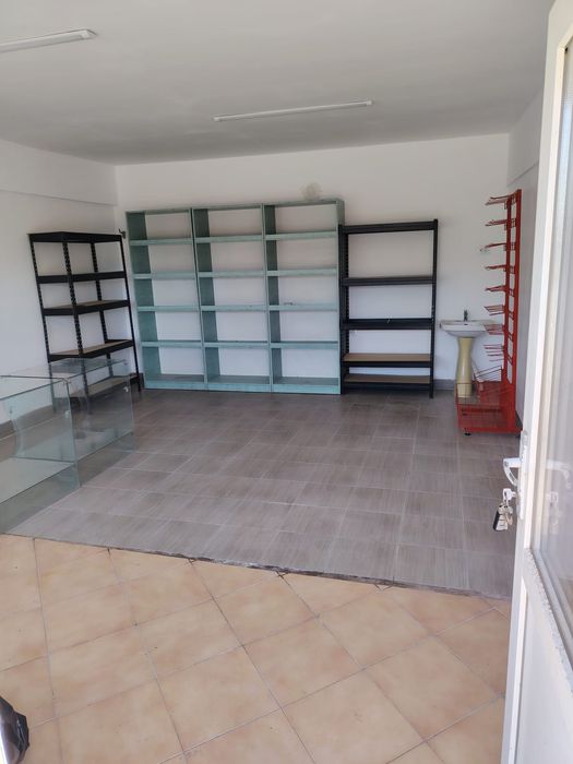 Inchiriez Spațiu Comercial
