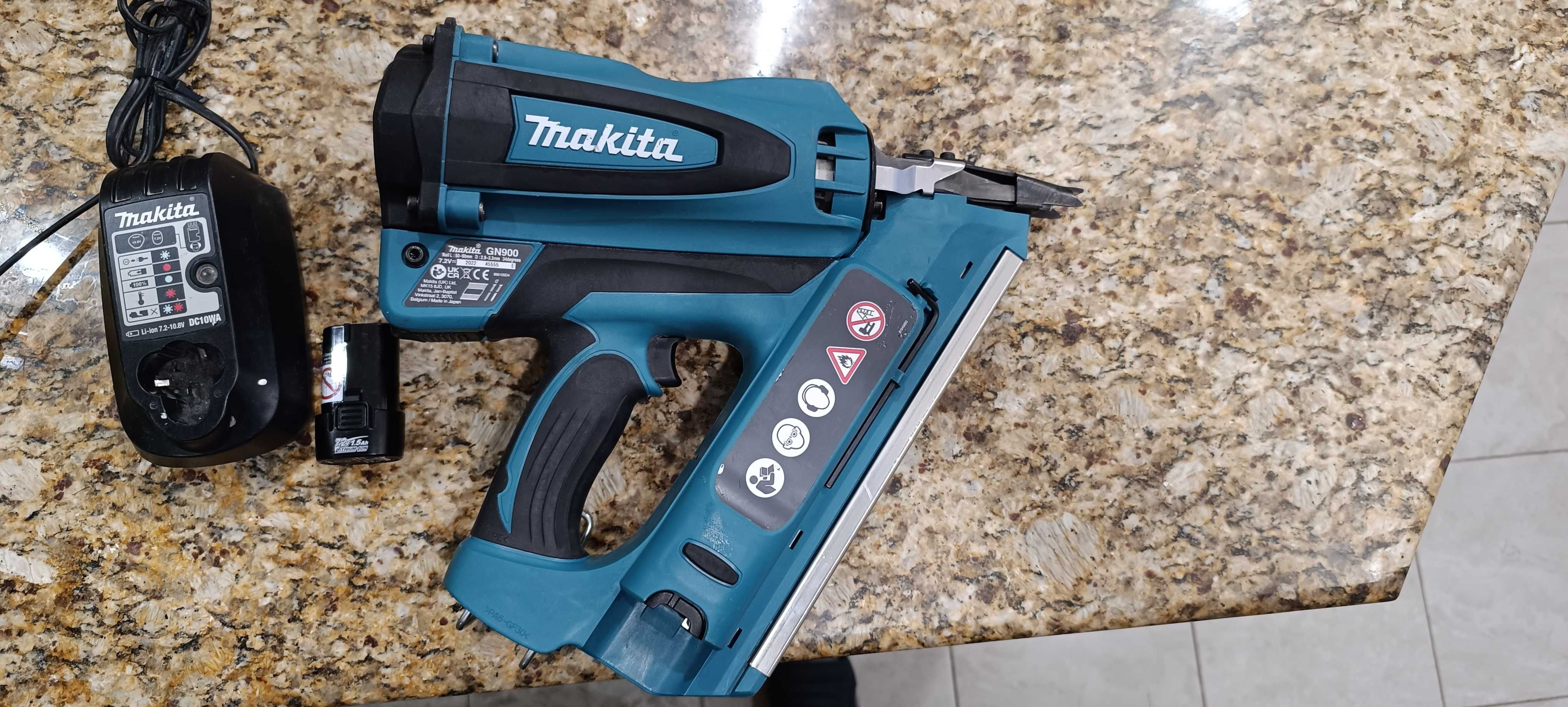 Makita GN900 Такер за Пирони