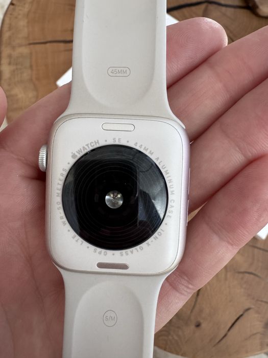 Apple watch SE celular- display stricat