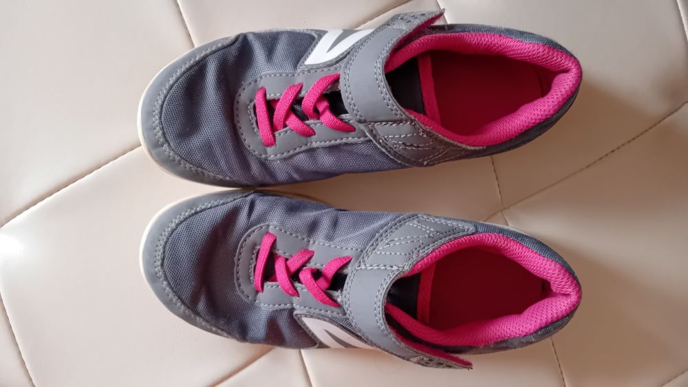 Incaltaminte sport mar.32,inter.21cm