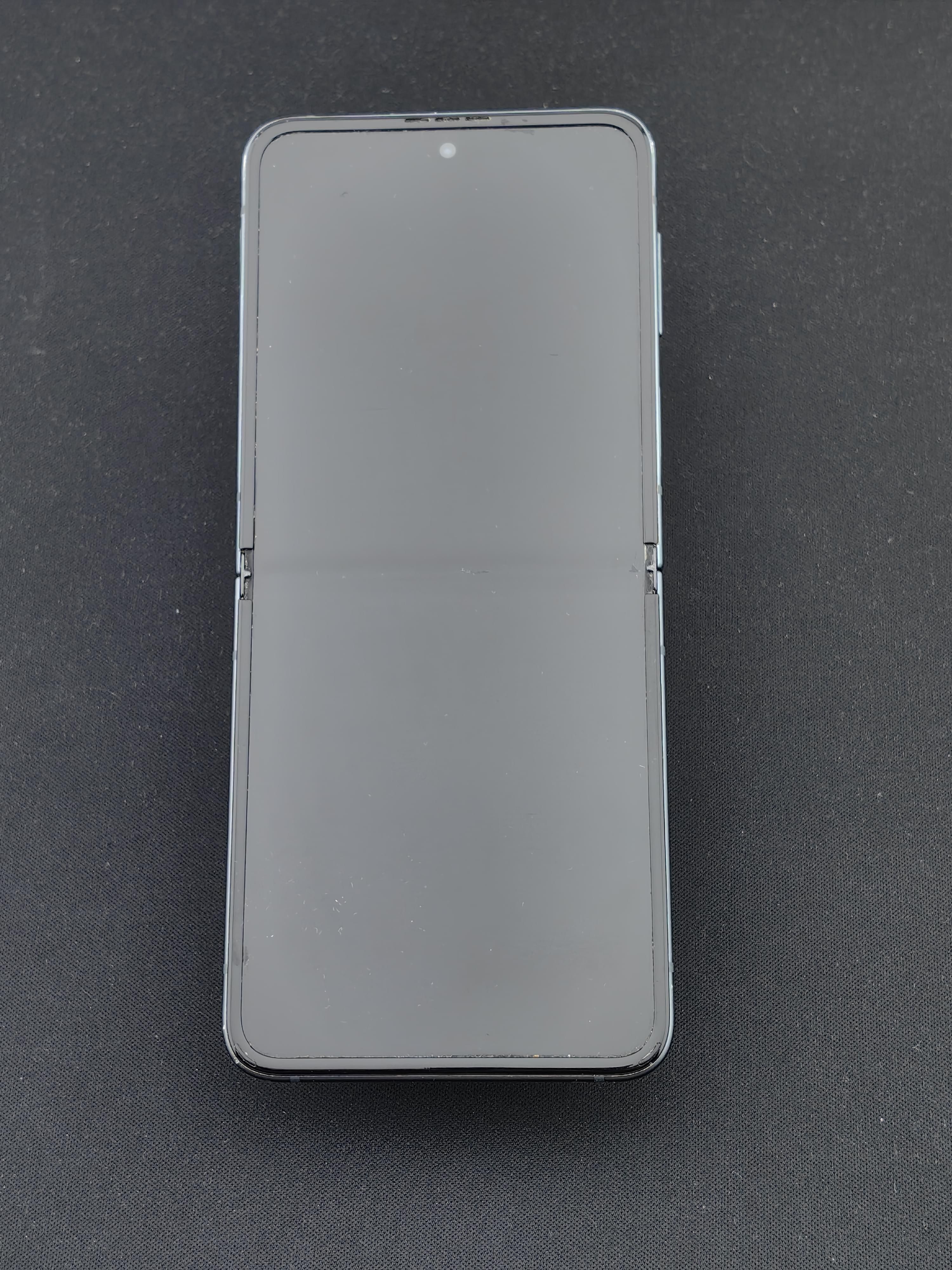 Samsung Galaxy Z Flip3 5G 128 GB-xon456