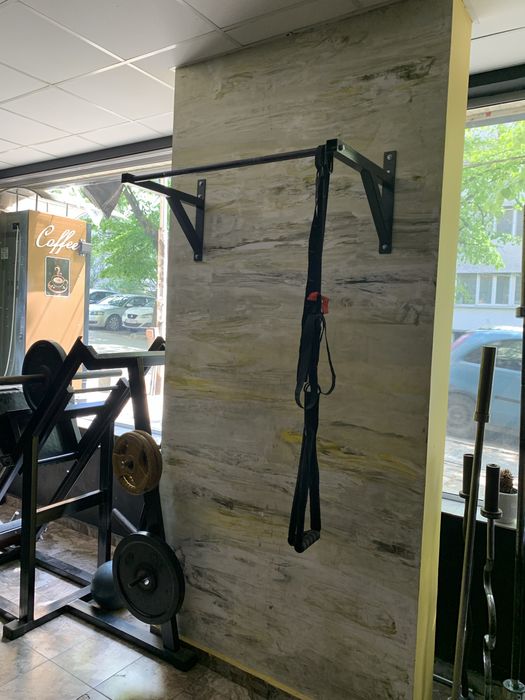 Фитнес уред за рамо с фиксирани тежести