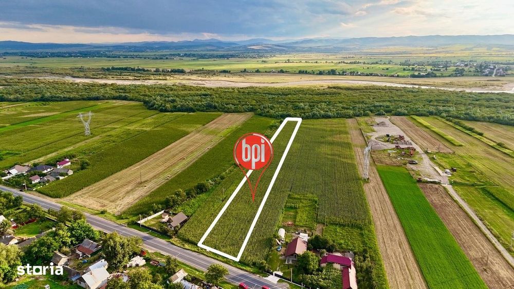 SE VINDE teren intravilan de 1,05ha, cu deschidere de 28ml la E85