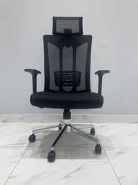 Офисное кресло модель 208