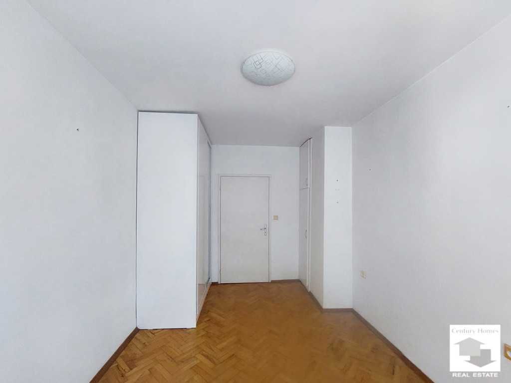 Продава се Тристаен апартамент в Велико Търново, Център - 89 кв.м за 1854 €/кв.м - Снимка #4