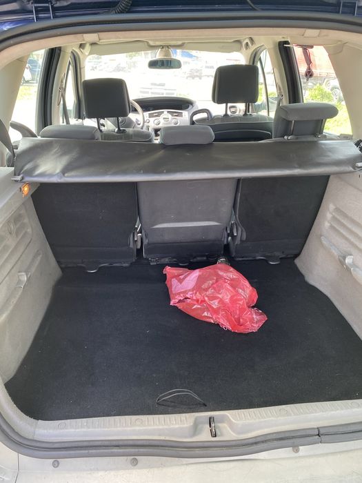 Renault megane Scenic veniti cu propuneri