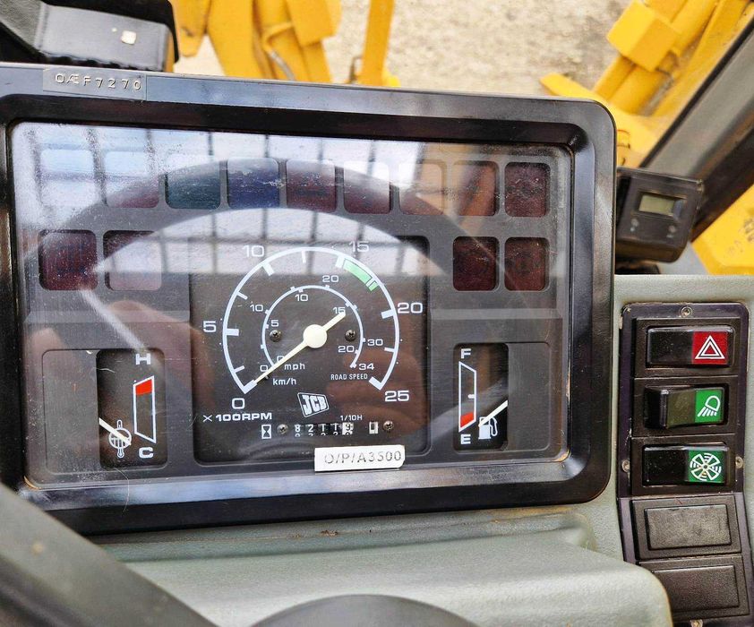 Incarator frontal telescopic JCB 530-110