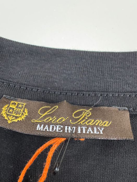 Loro Piana-Чисто новa автентичнa мъжкa тенискa ХЛ размер