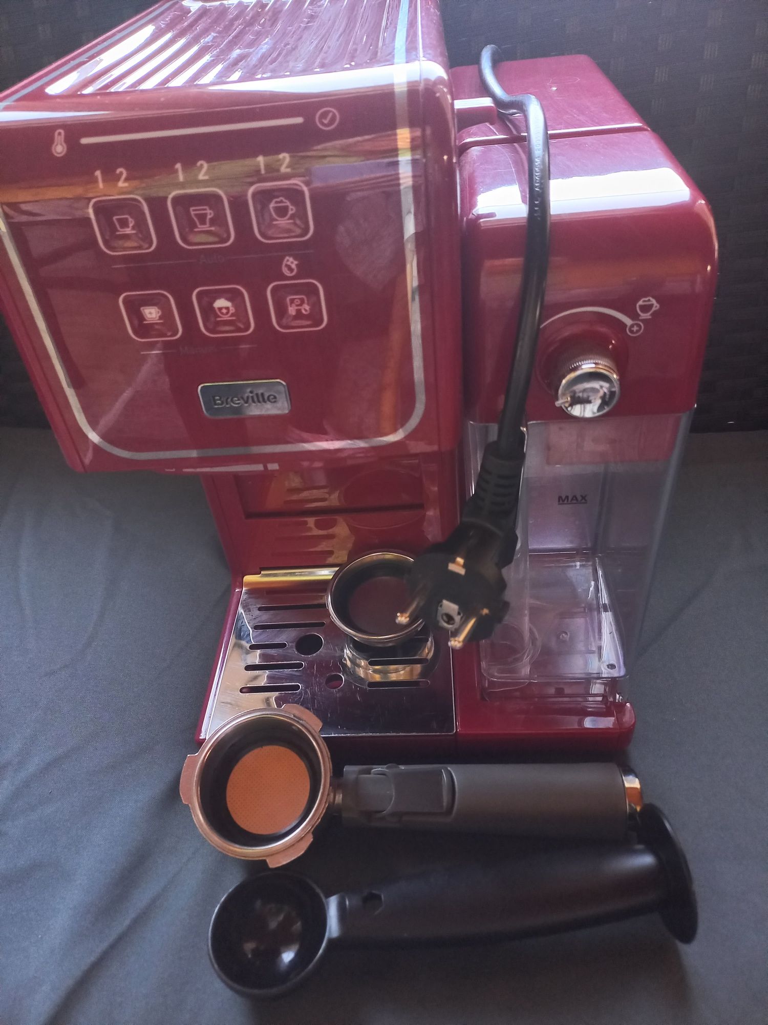 Кафе машина Dolce Gusto Krups