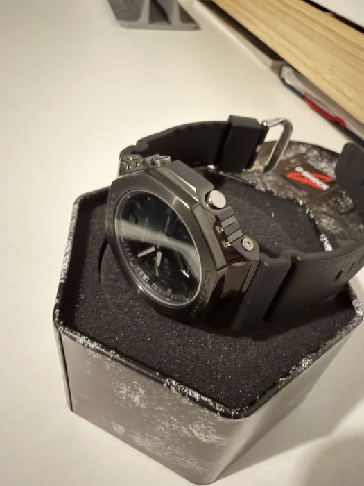 Ceas Casio G-Shock GM-2100BB-1AER in garantie