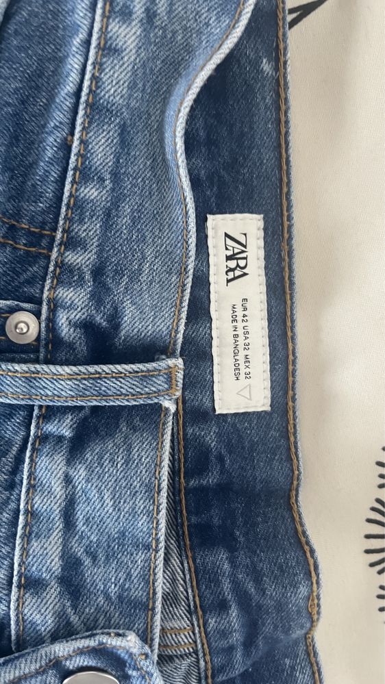 Blugi Zara barbati Straight fit 42