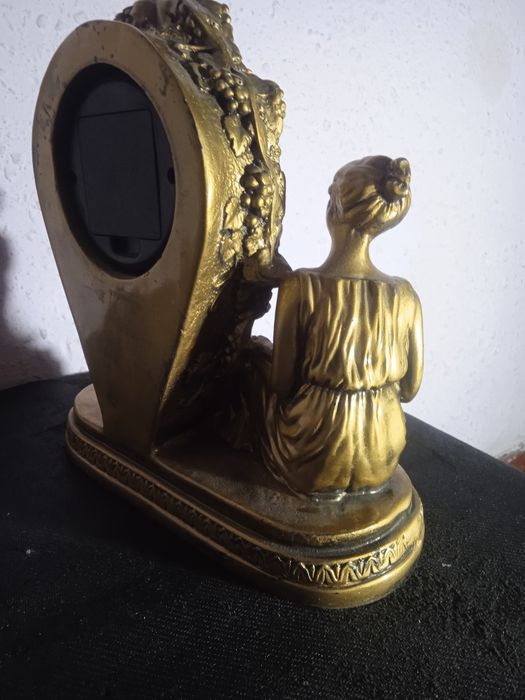 Настольные часы.