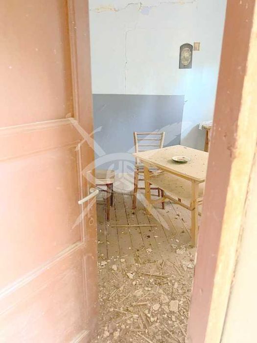 Продава се Къща в с. Варовник, Област Бургас - 120 кв.м за 40 €/кв.м - Снимка #5