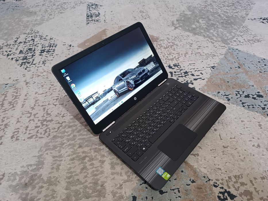 Мощный с SSD, с подсветкой ноутбук