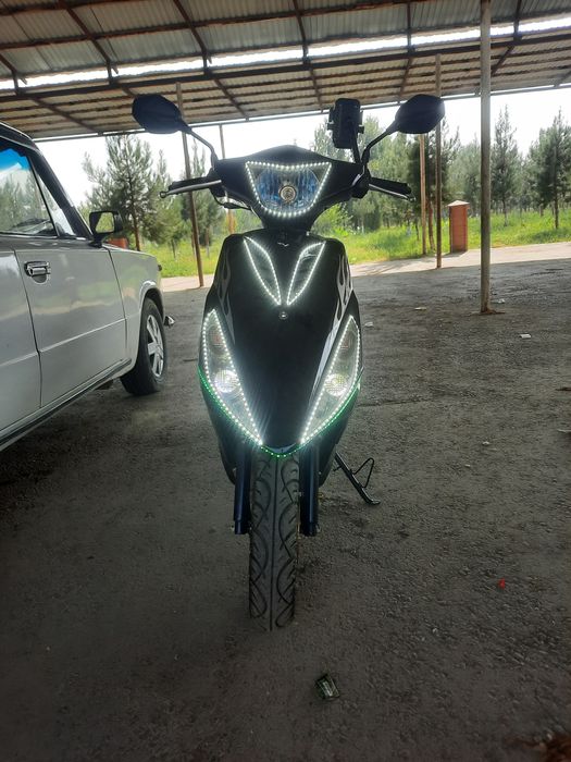 Skuter Vento italiya ekispt variant