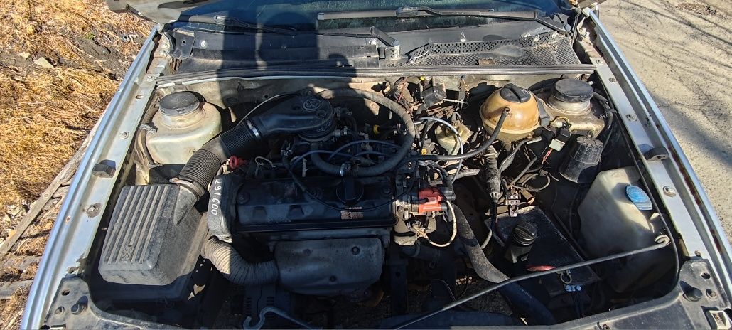Vw golf 3 1.6 на части