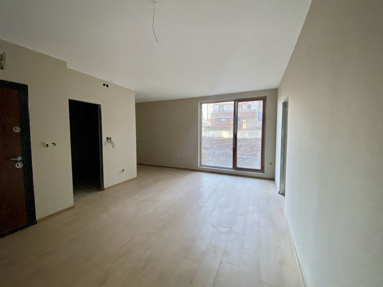 Продава се Двустаен апартамент в Разлог - 74 кв.м за 552 €/кв.м - Снимка #1