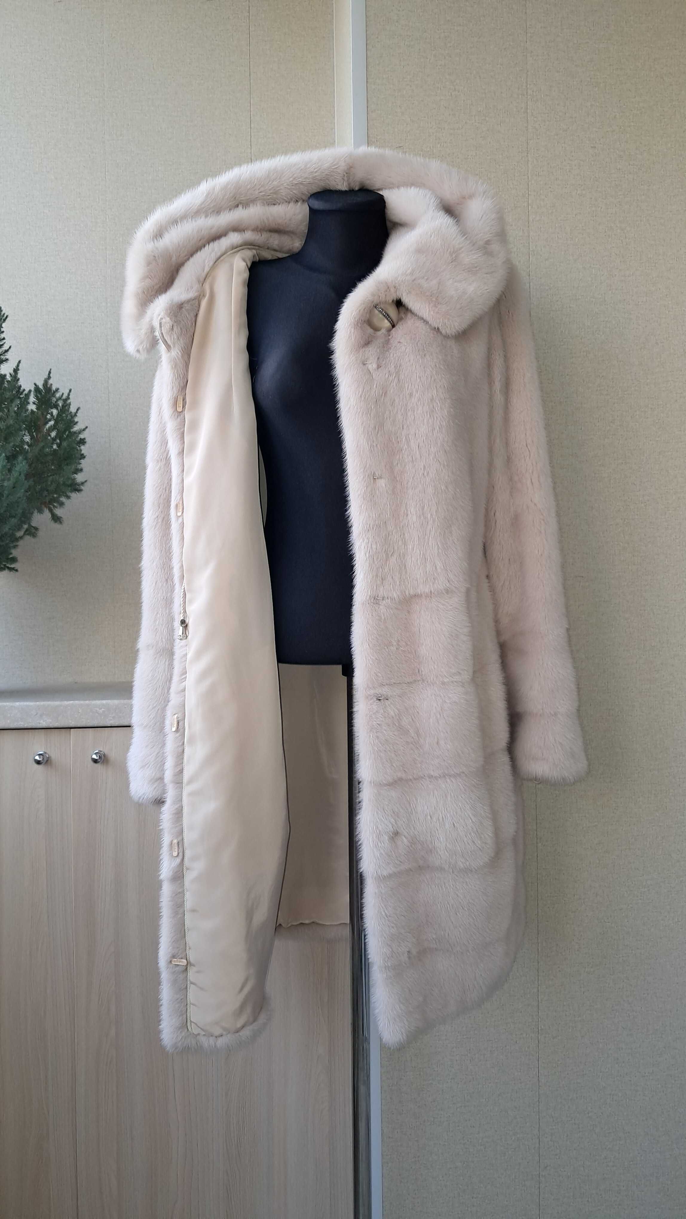 Haina vizon blana naturala , Haină de nurcă , culoare Ivory