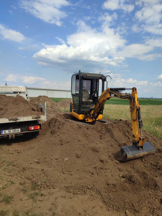 Sapaturi cu miniexcavator si transport cu basculanta 3.5tone