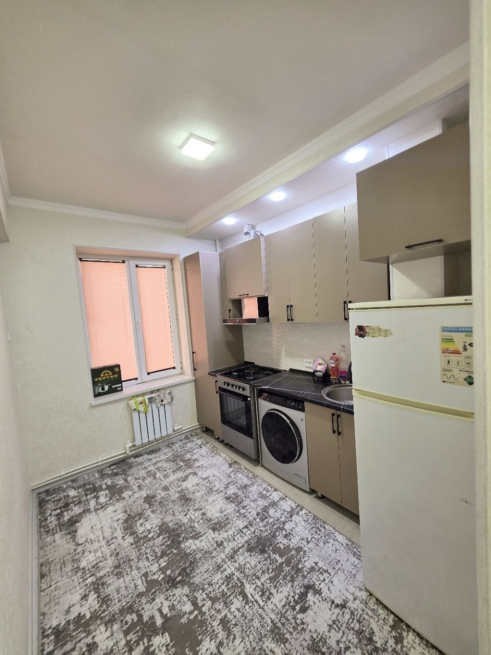 Tinchlik plaza xon saroy 2 xona 6 etaj 9 etajka