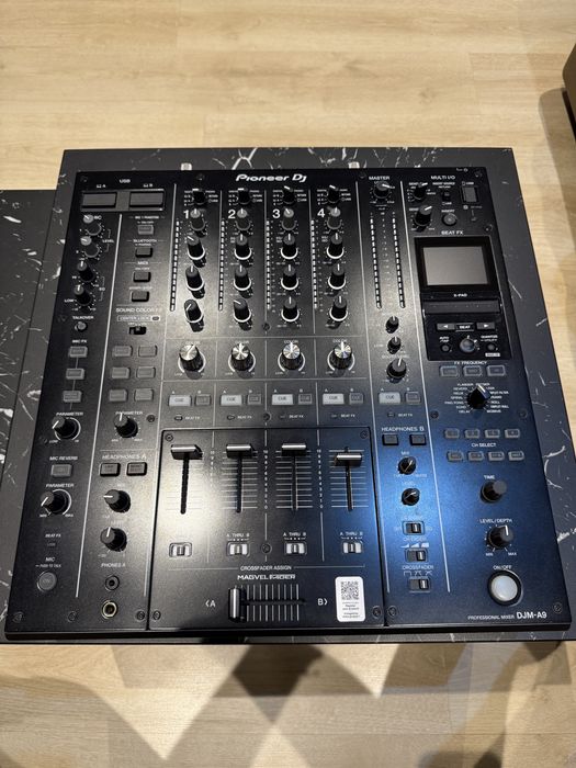 Pioneer DJM A9 mixer