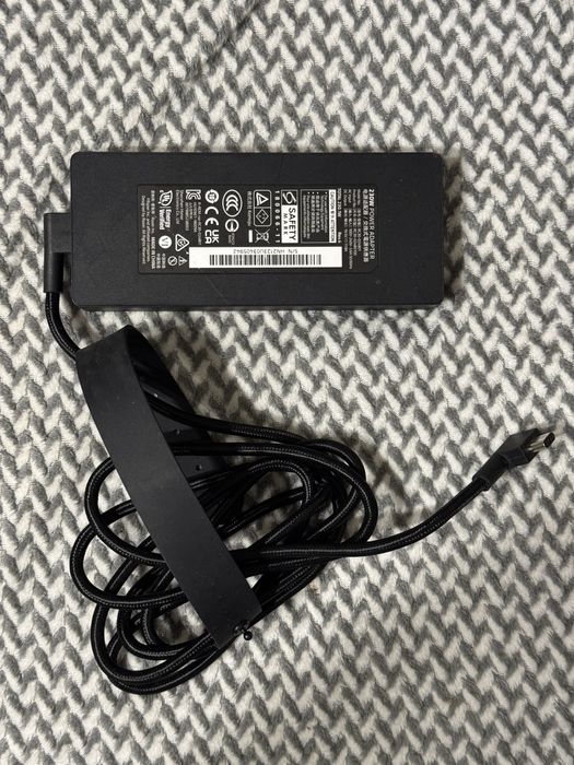 Alimentator / Incarcator Laptop Razer 230W