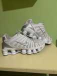 Nike shox white..