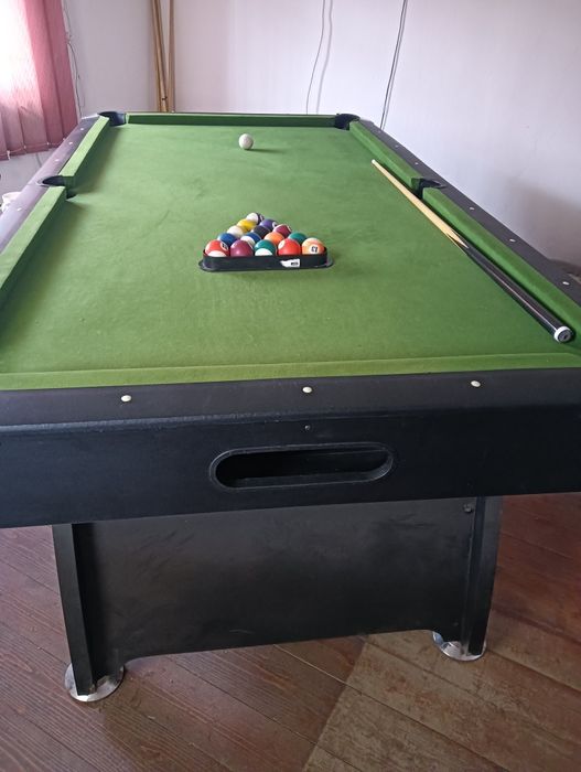 Vând masă de biliard profesionala