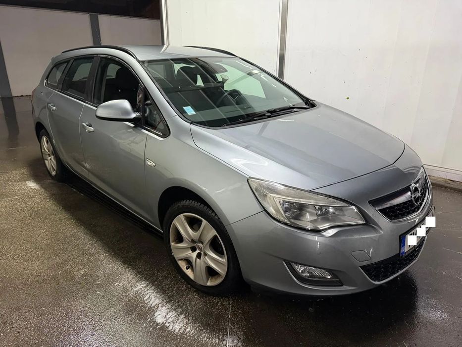 Opel Astra Opel Astra J Sports Tourer, 2011