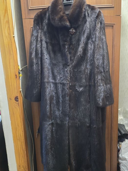 Продам  норковую шубу