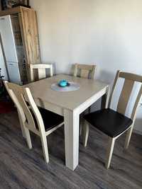 Комплект трапезна маса с 4 стола и холна