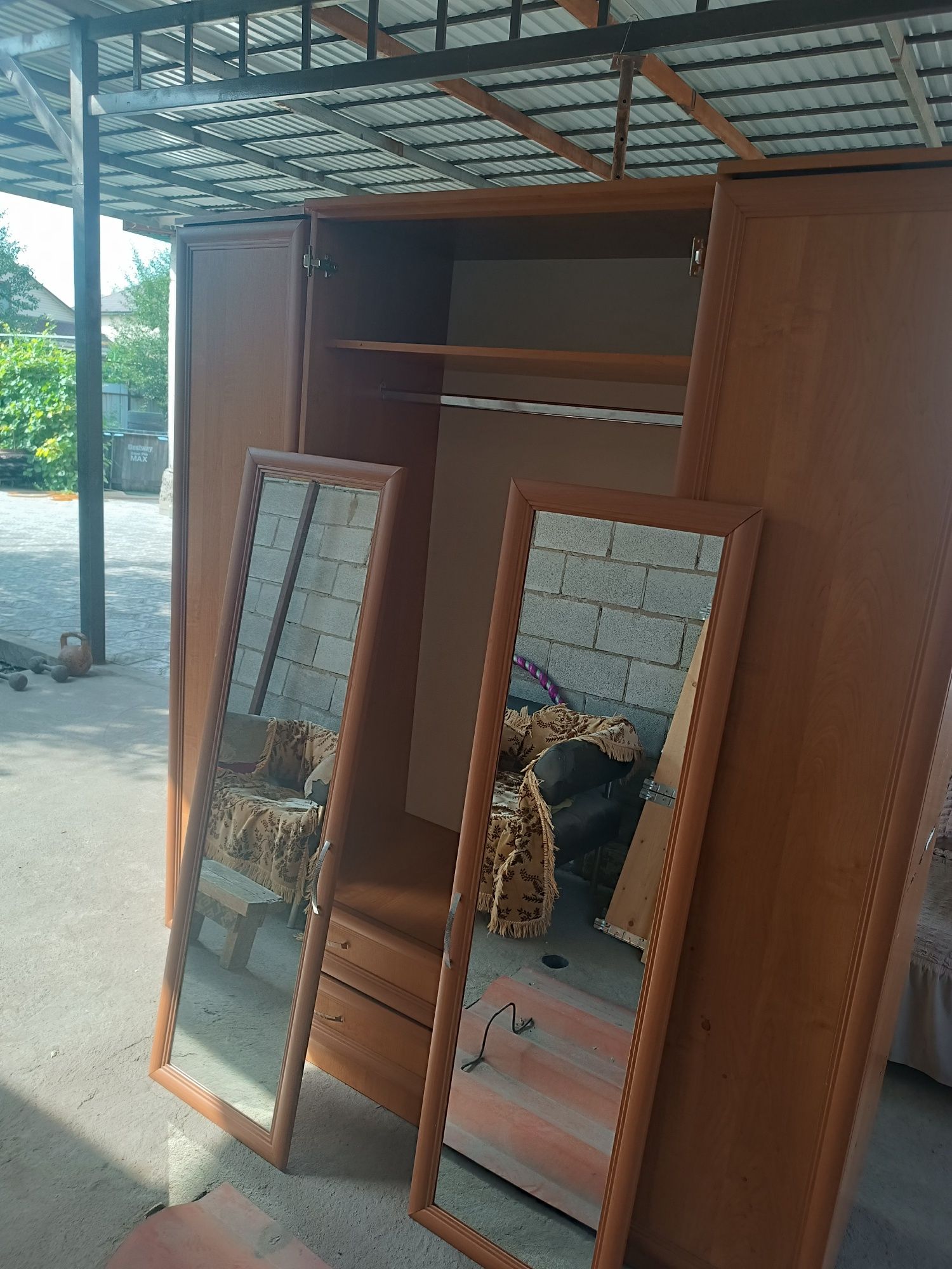 Шкаф распашной, трансформер