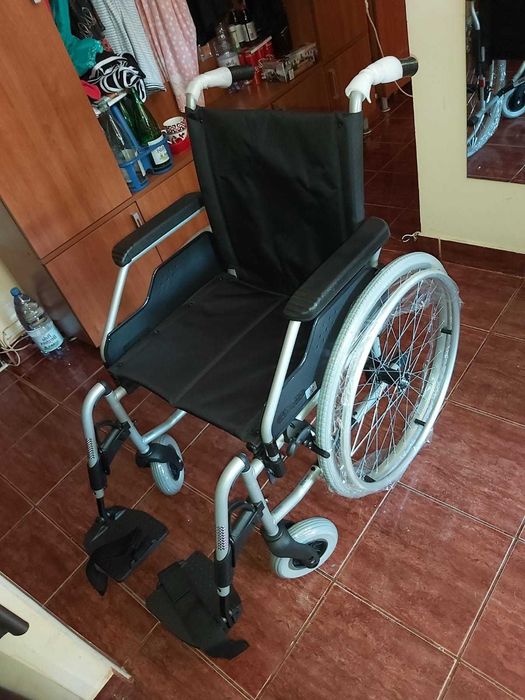 Scaun cu rotile MEYRA, 46 cm, nou