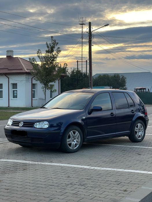 Vand golf 4 1,4 fsi BENZINA