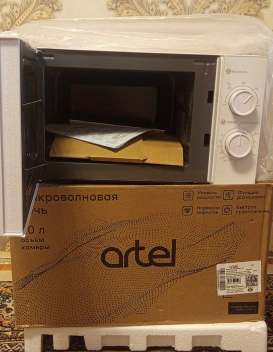 Продается микроволновая печь
 Артель новая в упаковке модель MM20S01 W