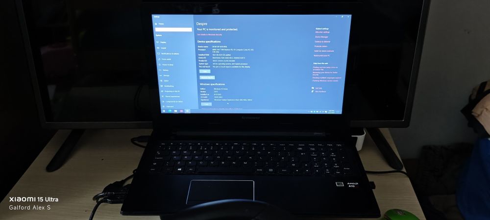 Laptop Lenovo pentru Gaming si Media